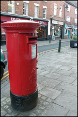 Atherstone pillar box