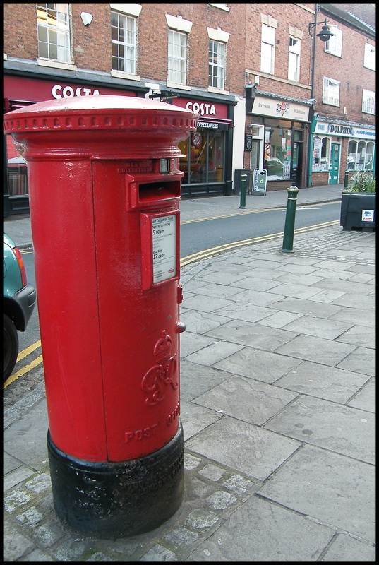 atherstone pillar box