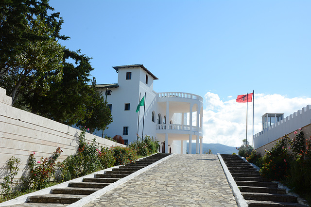 Albania, Vlorë, Alley leading to the Bektashi Temple on the Hill of Kuzum Baba