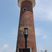 Phare et lampadaire / Lighthouse and lantern