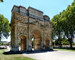 Orange - Arc de Triomphe