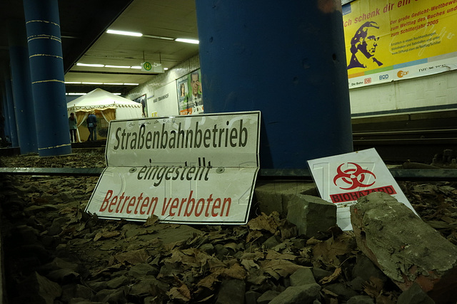 documenta 14, Jurte im alten Straßenbahntunnel