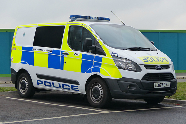 Hampshire Police Ford Transit Custom - 23 November 2018