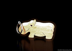Hippo, Schlüsselanhänger, Schichtholz, Laubsägearbeit mit Schlüsselring, 2015