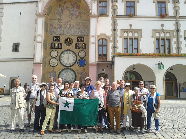Partoprenantoj de la Antaŭkongresa Ekskurso dum la ekskurso al la urbo Olomouc