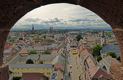 Speyer - Blick vom Südturm des Kaiserdoms über die Maximilianstraße zum Pfälzerwald