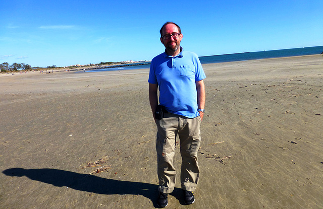 FR - Cap d’Agde - me, walking on the beach