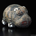 Hippo, colorierte Gießkeramik, aus dem Setzkasten