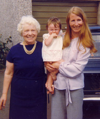 Mum 1975