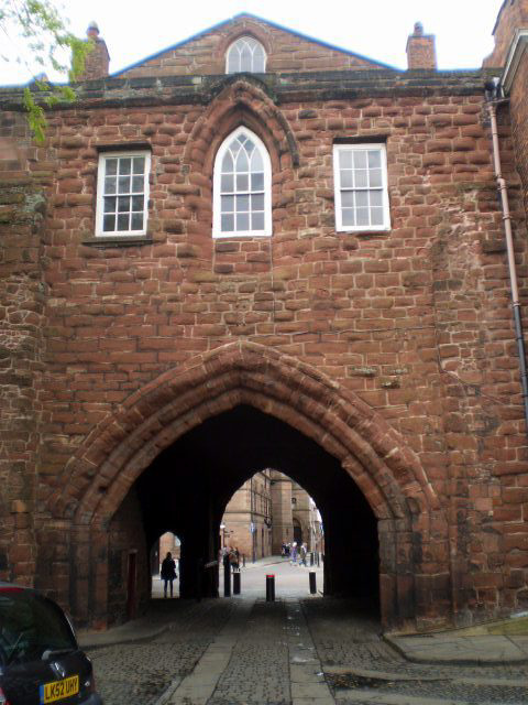 Abbey Gate (14th century).