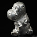 Kleines sitzendes Hippo, Metallguss (Zink?), massiv