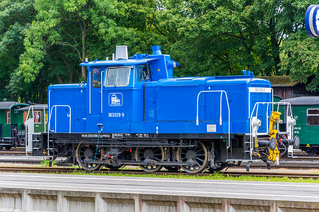 363 029-9 der PRESS im Einsatz als Rangierlokomotive in Putbus