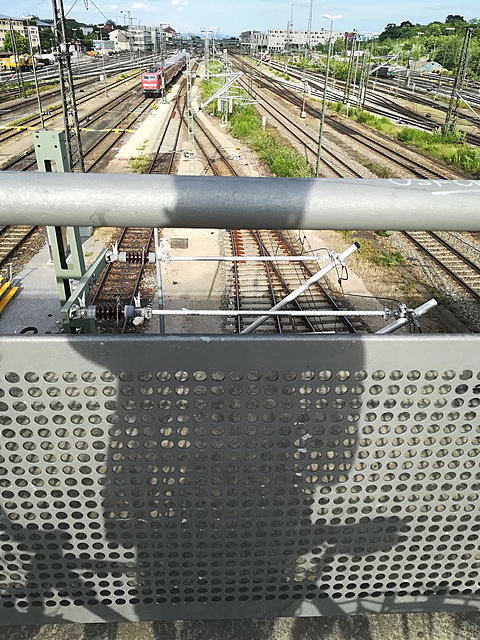 Railway tracks - HFF