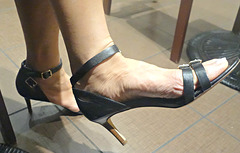 ann taylor heels (F)