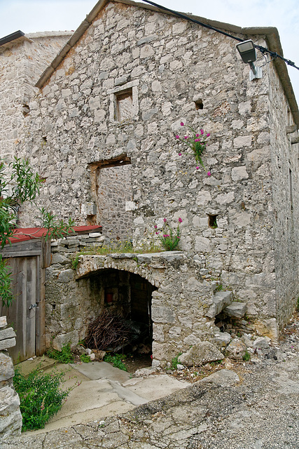 Maison abandonnée à Brusje (1)