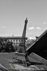 La tour inclinée à Paris - inclinaison caractéristique