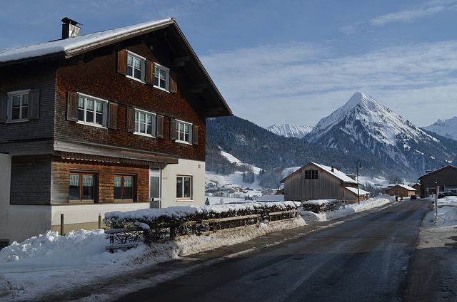 Vorarlberg, Au Town and Üntschenspitze (2135m)