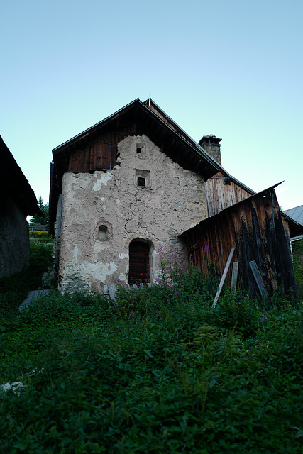 façade, terre crue; Valloire