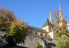 Herbst und Kirche