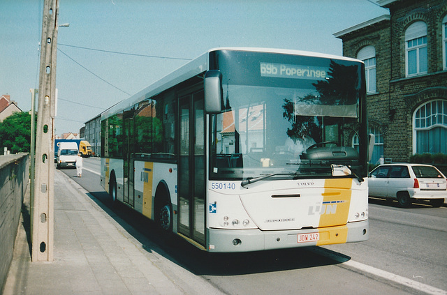 solide teksten merk op ipernity: De Lijn contractor - Gruson Autobus 357137 (RNY 755) at Poperinge  Zwijnland- 3 Sep 2004 - by David Slater (Spoddendale)