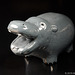 Fröhliches Hippo, 1 kg Gips, massiv, bemalt