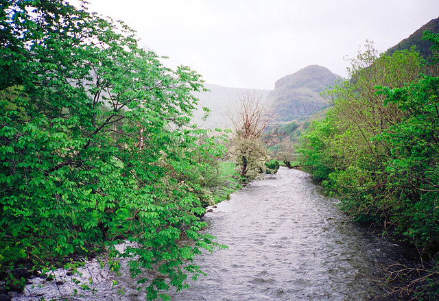 Looking upstream along Stonethwaite Beck towards Eagle Crag from Stonethwaite Bridge (scan from 1990)