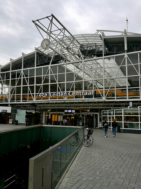 Rear of Leiden Centraal station