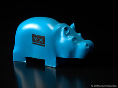 Hippo als Werbeaufsteller der Volks- und Raiffeisenbanken