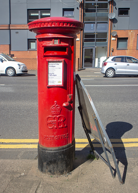 Edward VIII Pillar Box, Glasgow