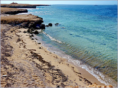 Sharm el Sheikh : Ras Mohammed - acque di cristallo, laggiù due barche di sub a godersi 'le meraviglie' subacquee