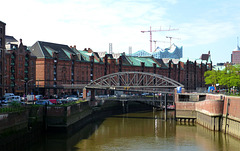 DE - Hamburg - Blick auf die Kibbelstegbrücke