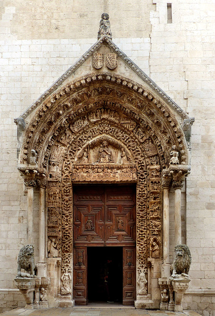 Altamura - Cattedrale di Santa Maria Assunta