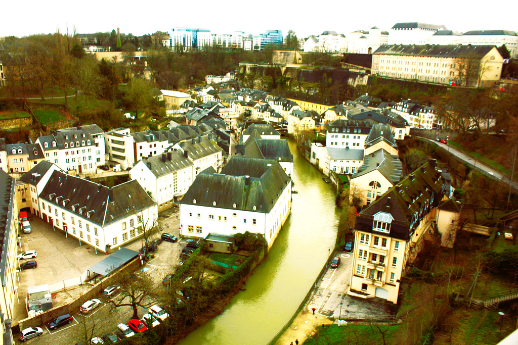 LUXEMBOURG. 322