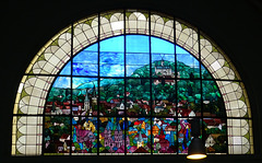 Bleiglasfenster am Empfangsgebäude von 1905