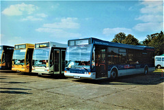 Optare Excels at Showbus, Duxford – 21 Sep 1997 (370-36)