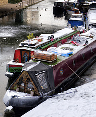 On the Regent's Canal in Winter