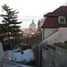 Prague : vue sur l'église Saint-Nicolas.