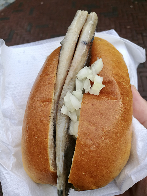 Leidens Ontzet 2019 – Herring and white bread