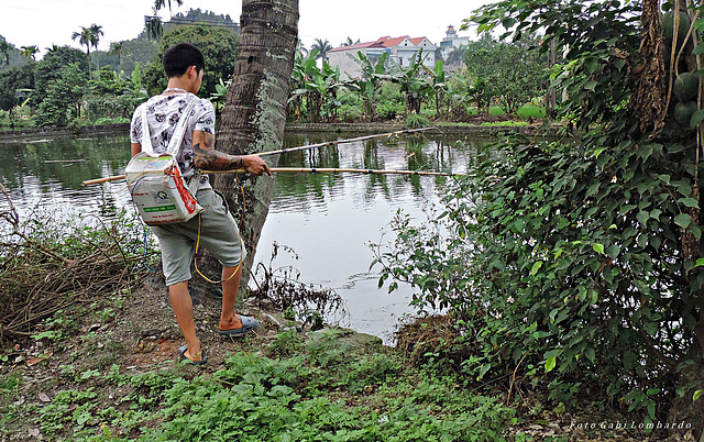 electric fishing in Vietnam