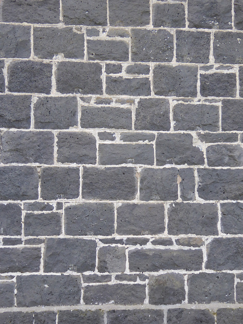 Basalt bluestone wall