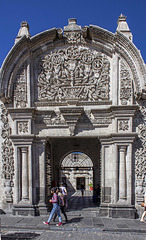 Tristan del Pozo Mansion: facade