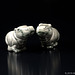 Double Hippo but different, Zierrat, Porzellan, glasiert
