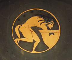 Detail of a Red-Figure Kylix Attributed to the Coarser Wing in the Virginia Museum of Fine Arts, June 2018