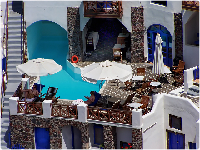 Santorini: Un grande zoom per violare la privacy ! - (979)