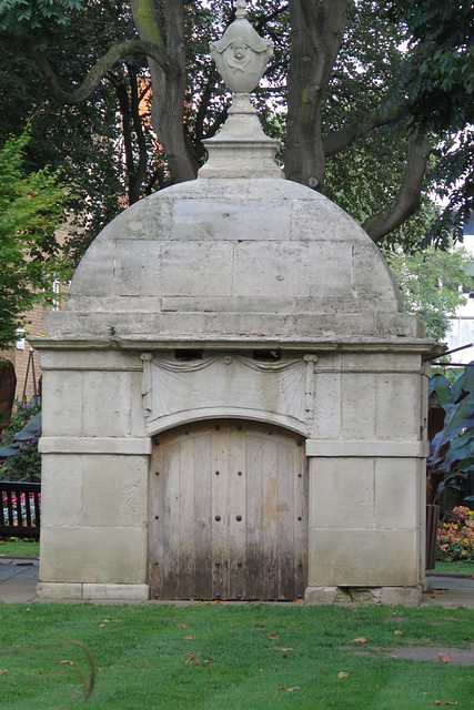 st.george churchyard, marylebone , london