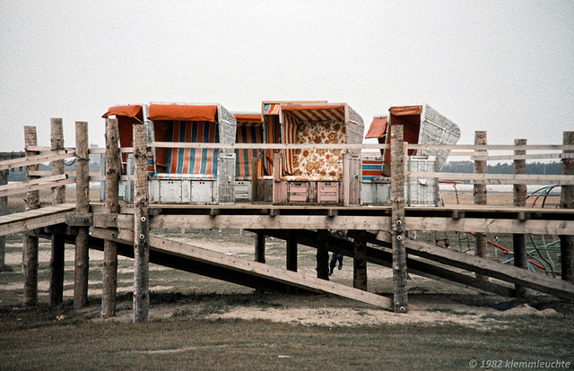 Der selbe Haufen Strandkörbe, 1982