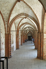 Gang im Dom, Lübeck