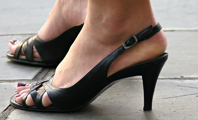 close up street heels (F)