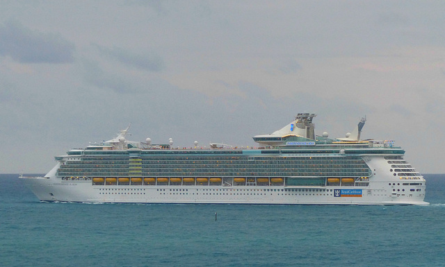 Independence of the Seas leaving Port Everglades - 10 March 2018