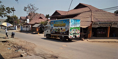 Camion à 350 millions (2)   (Laos)